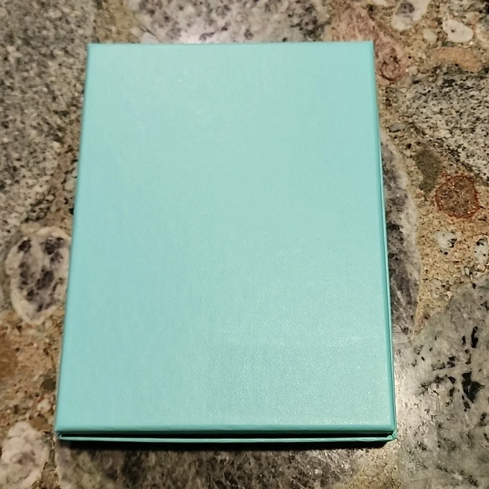Empty Tiffany & Co. BOX - Picture 6 of 6